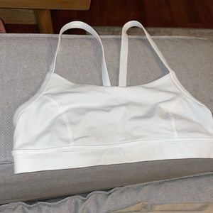 Lululemon sport bra size 6